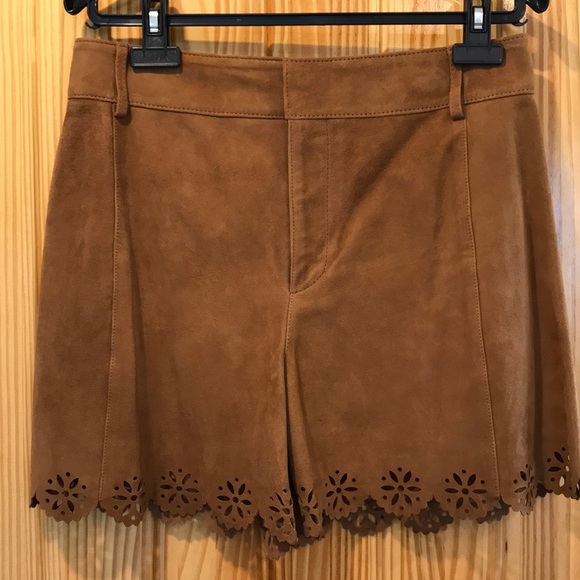 Zara Pants - NWT Zara Women Suede Mini-Shorts! 😻